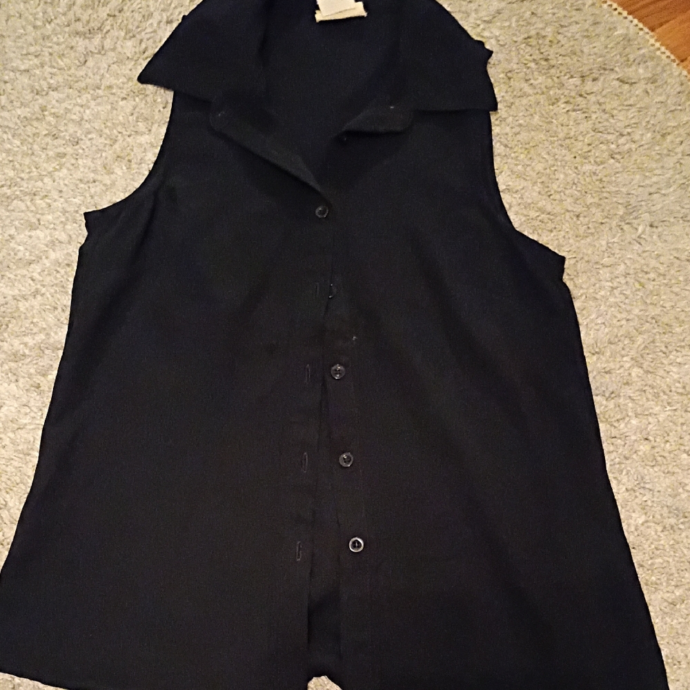 Classic Women's Black Sleeveless Button Down Shirt
